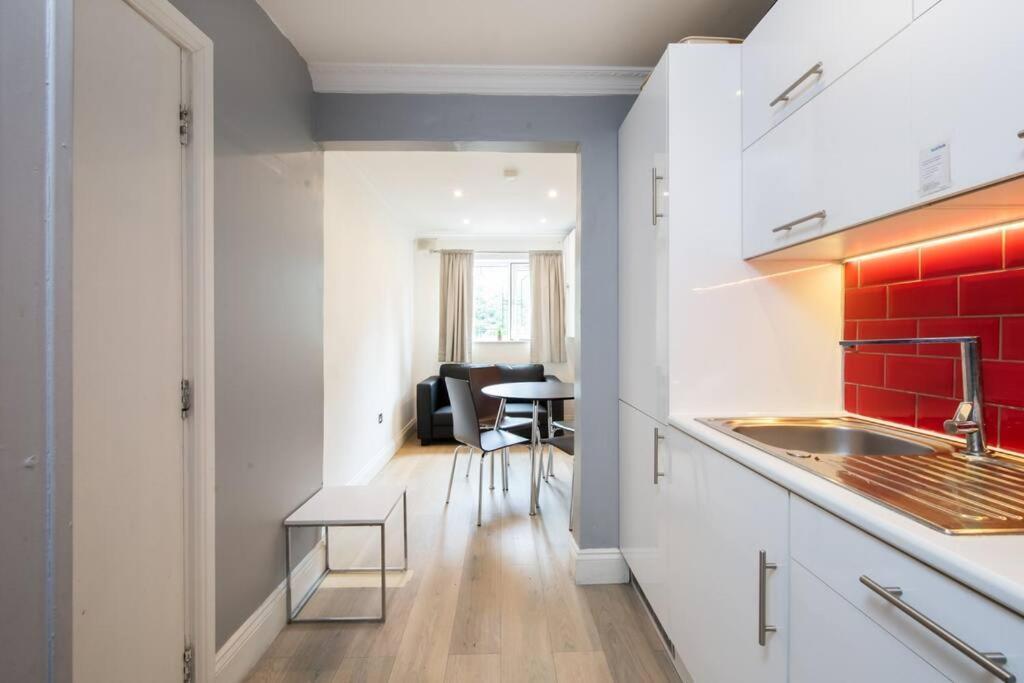 Cozy 2-bedroom Flat In Battersea Apartamento